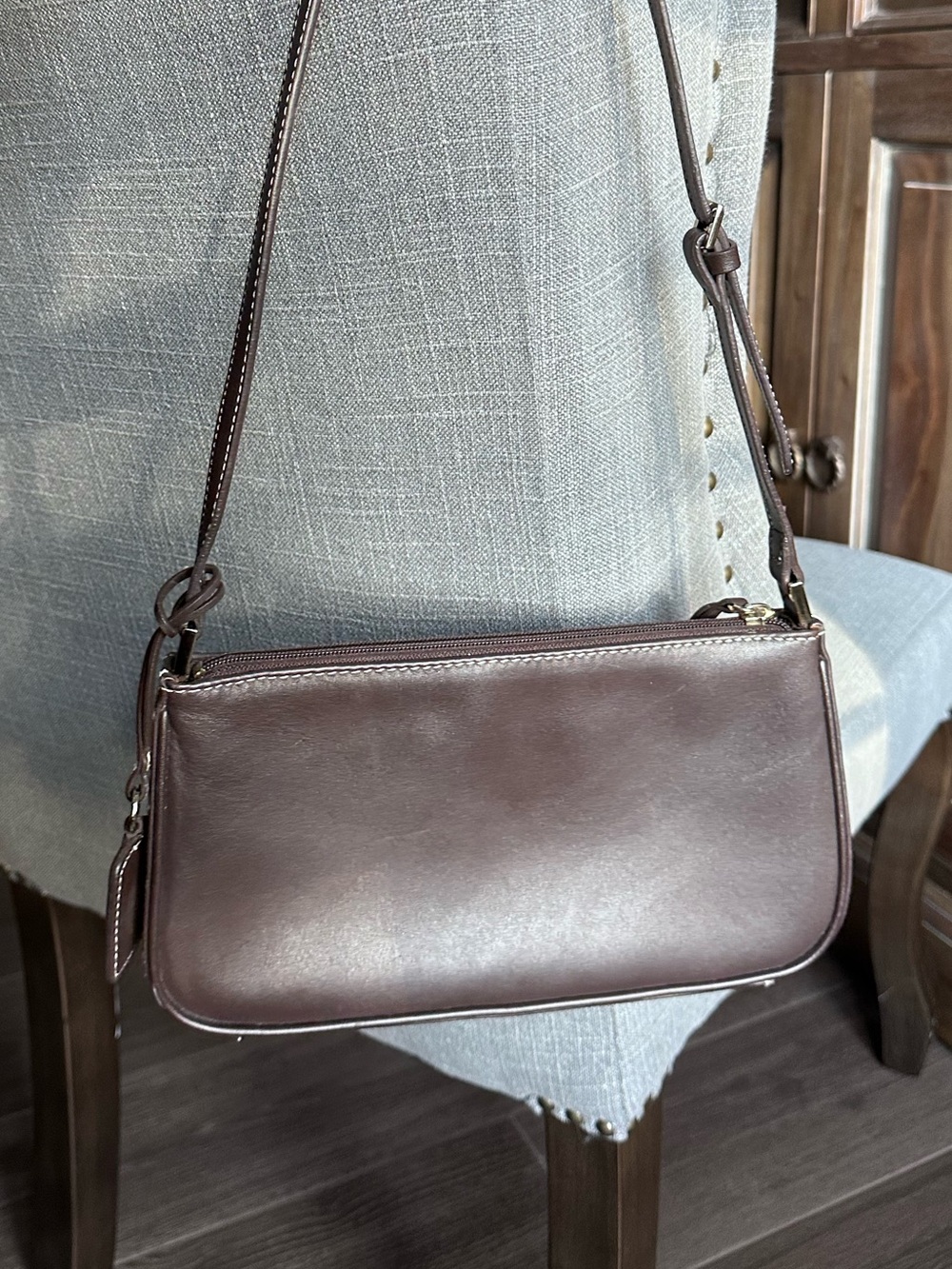 Annex Dark Brown Leather Baguette Adjustable Shoulder Bag